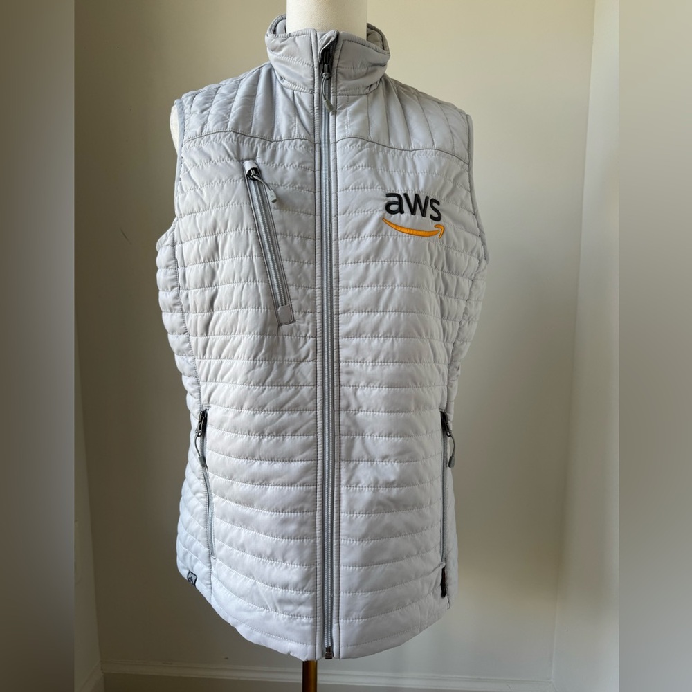 AWS Quilted Women’s Vest in Light Gray | Size Medium
